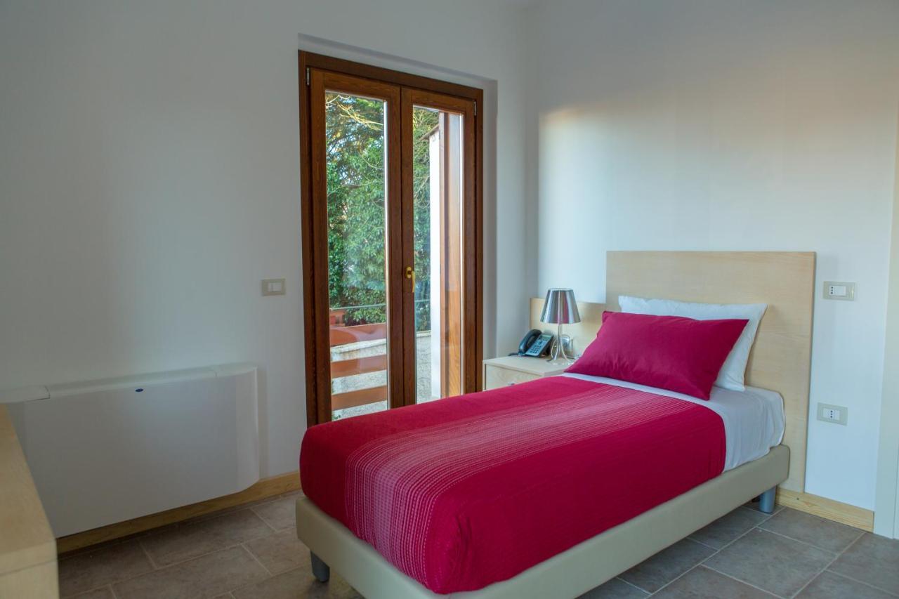 Il Moscardino Country Resort Serra San Bruno Exterior photo